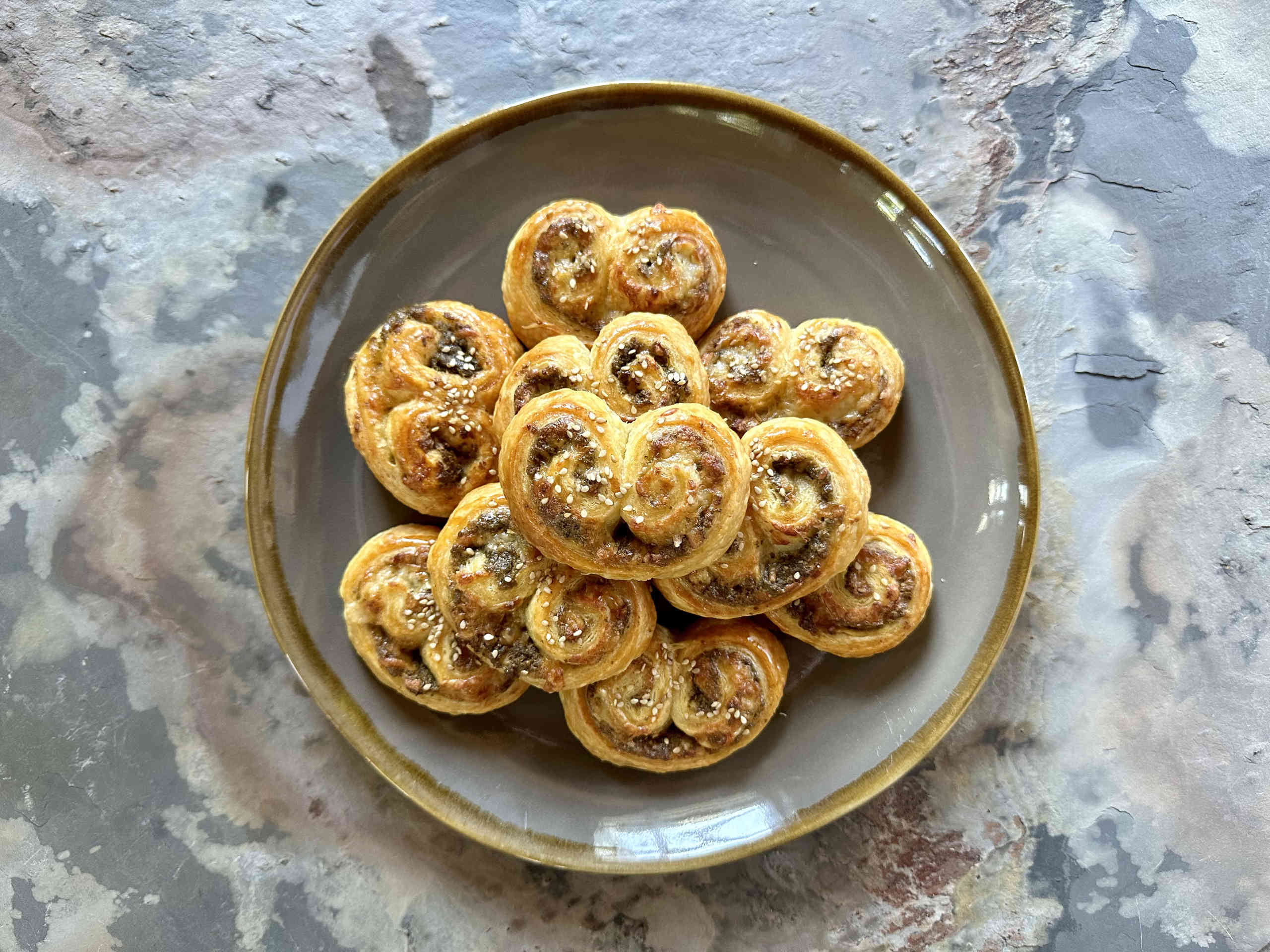 Palmiers – Blätterteig-Öhrchen mit Pesto © Alexandra Gorsche